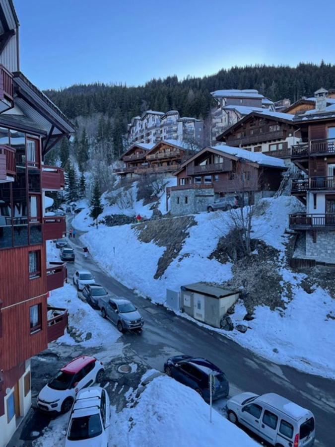 Appartement La Tania 2 Pieces Garage Dans Chalet Pied Pistes Bagian luar foto